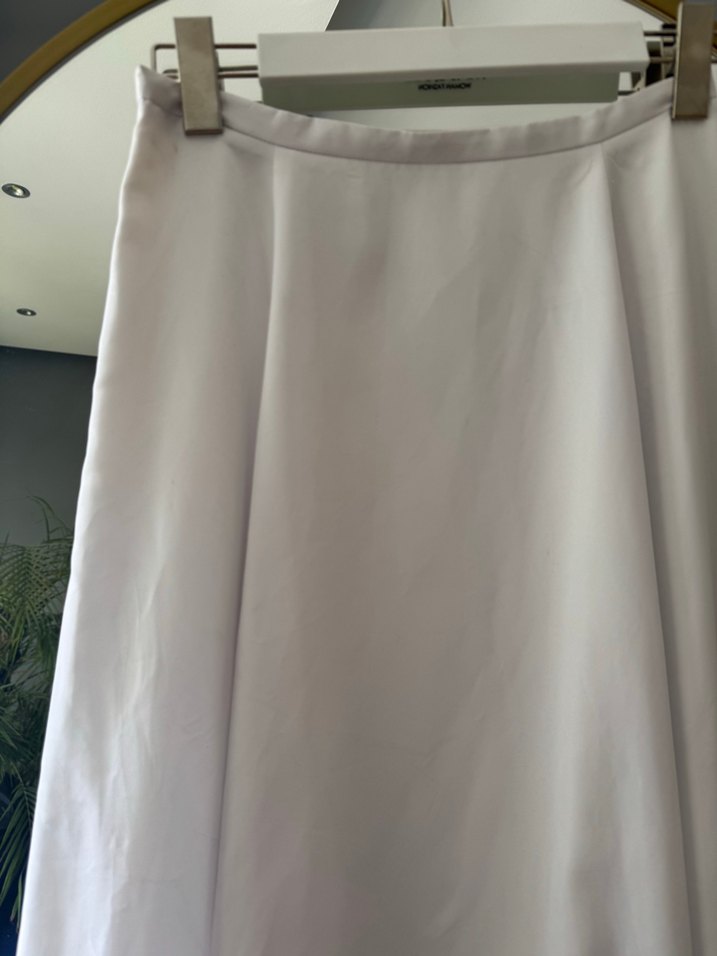 Beyaz Drapeli Kadın Uzun Etek - Görsel 3