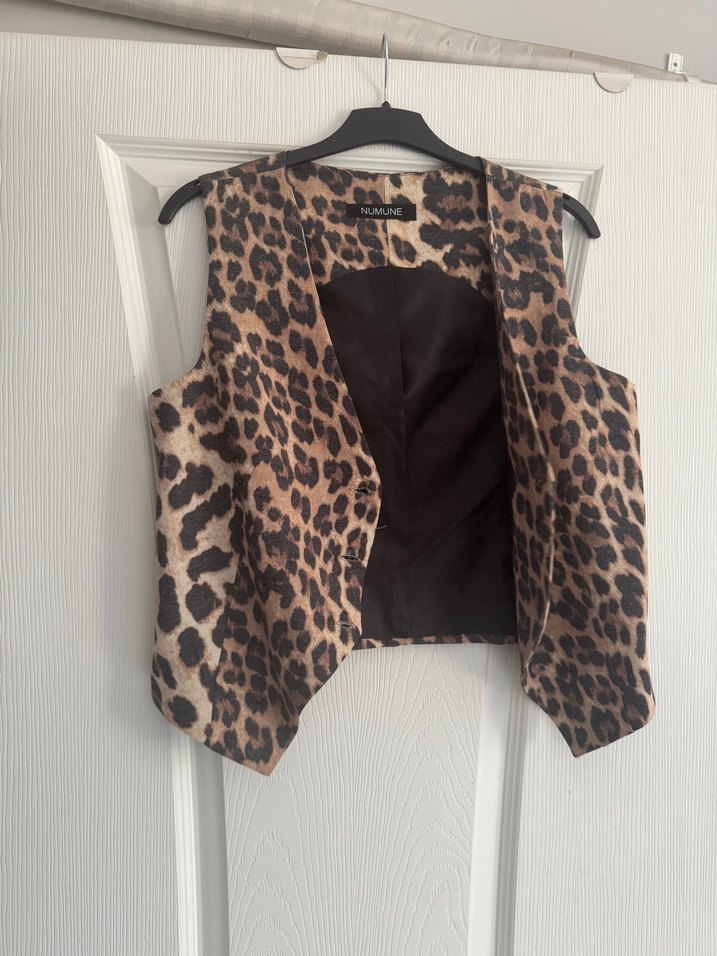Leopar Desenli Düğmeli Kadın Yelek - Görsel 3