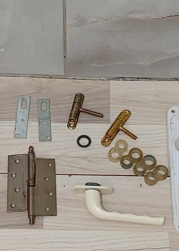 Diğer Karisik Kapi Ve Pencere Aksesuarlari Mentese Lotu Toplu İlan