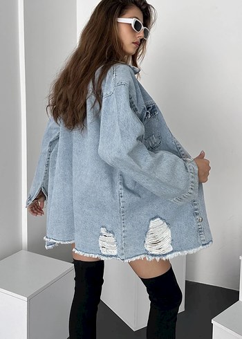 Düğmeli Mavi Oversize Kadın Kot Ceket