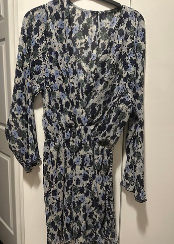 Kadın Çok Renkli Piliseli V Yaka Mini Tulum - Görsel 2