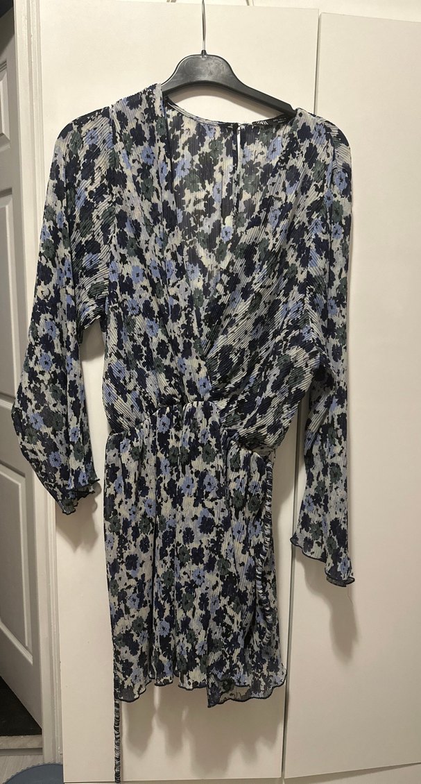 Kadın Çok Renkli Piliseli V Yaka Mini Tulum - Görsel 2