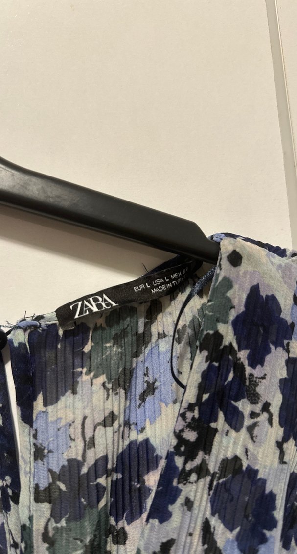 Kadın Çok Renkli Piliseli V Yaka Mini Tulum - Görsel 3