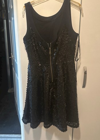 Siyah Payetli Straplez Midi Abiye Elbise - Görsel 5
