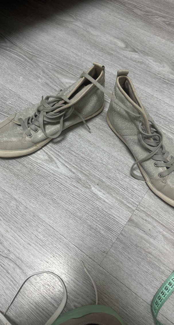 Gri Kadın Dolgu Topuklu Bağcıklı Spor Ayakkabı - Görsel 2