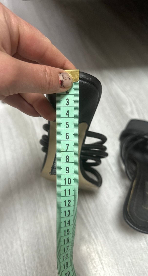 Koyu Siyah Yılan Desenli Topuklu Kadın Sandalet - Görsel 4