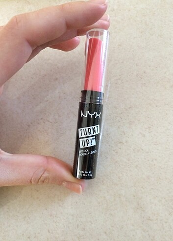 Nyx lipstick
