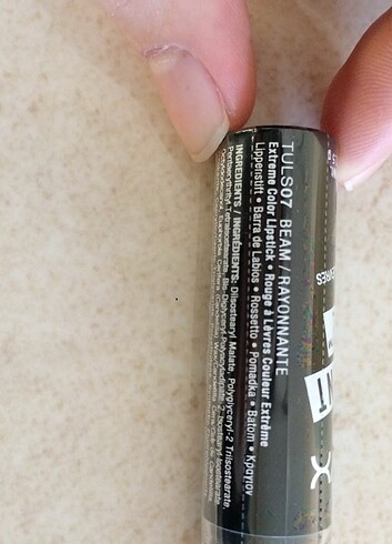  Beden Nyx lipstick