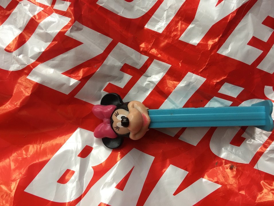 Renkli Minnie Mouse Figürlü Pez Şekerlik vd - Görsel 2