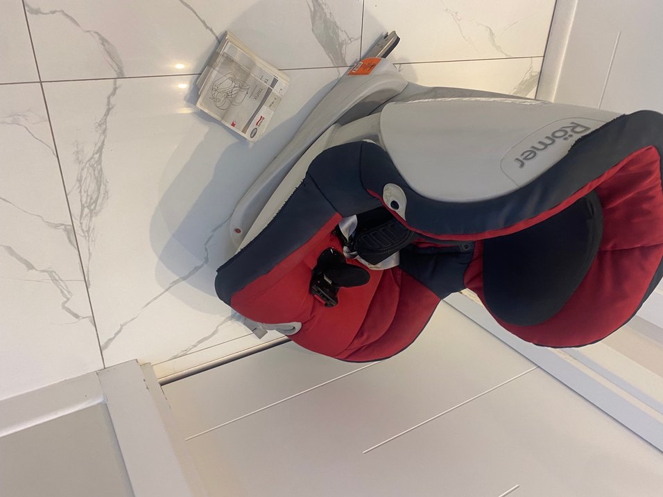 Kırmızı Gri Britax Römer Çocuk Oto Koltuğu - Görsel 3