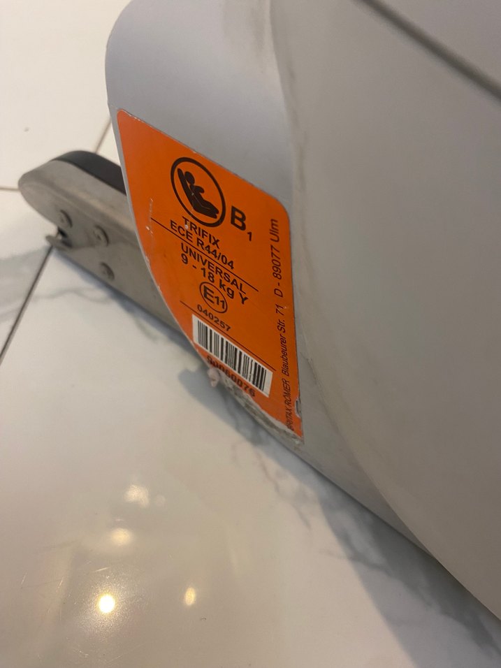 Kırmızı Gri Britax Römer Çocuk Oto Koltuğu - Görsel 4