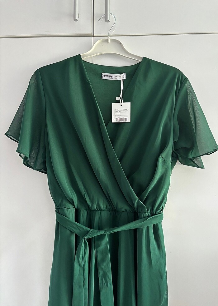 YEŞİL MİDİ BOY 42 BEDEN TÜL BELDEN KUŞAKLI ELBİSE - Görsel 2