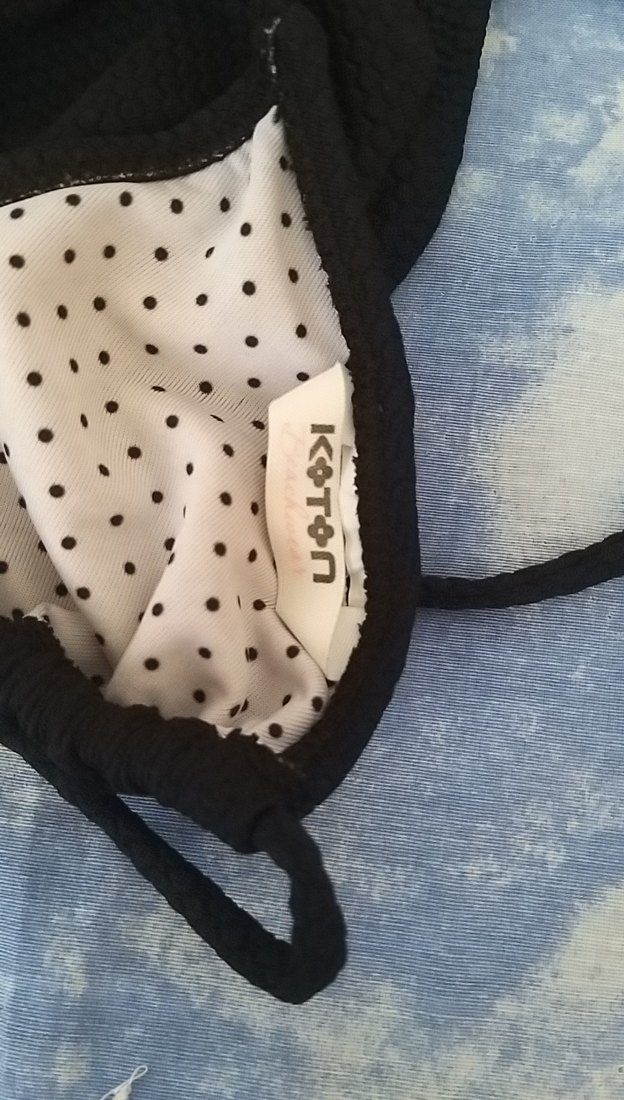 Siyah İnce Askılı Kadın Bikini Üstü - Görsel 2