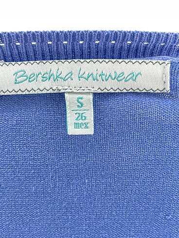 s Beden çeşitli Renk Bershka Kazak / Triko %70 İndirimli.