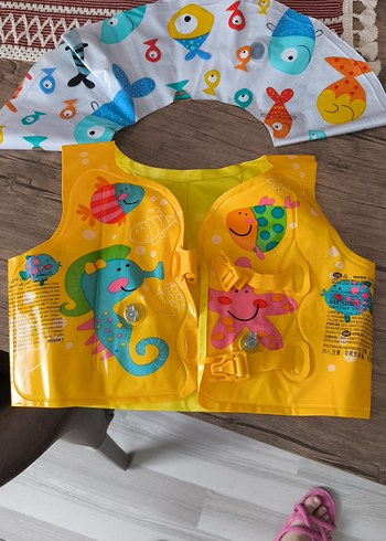 Çocuklar için Renkli Sarı Yüzme Can Yeleği ve Şapka