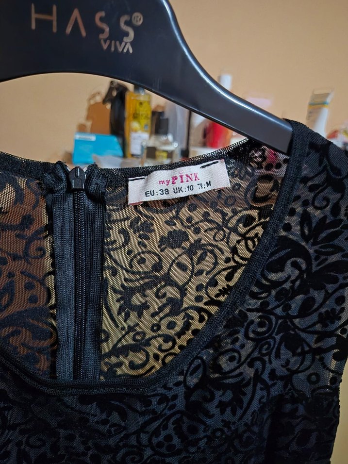 Siyah Dantel İşlemeli Midi Elbise - Görsel 3