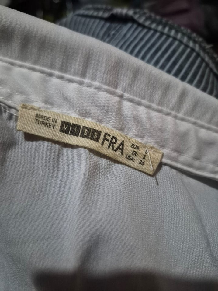 Düğmeli, Straplez, Kısa Kollu Kadın Gömlek - Görsel 3