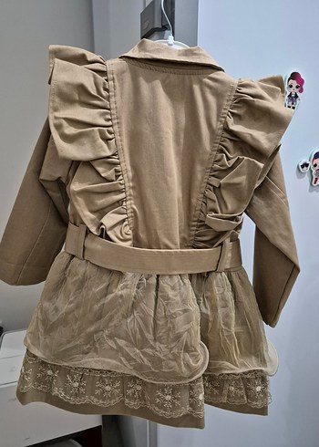 Kız Çocuk Bej Fırfırlı Kemerli Trençkot - Görsel 2