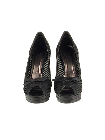39 Beden Divarese Platform %70 İndirimli.