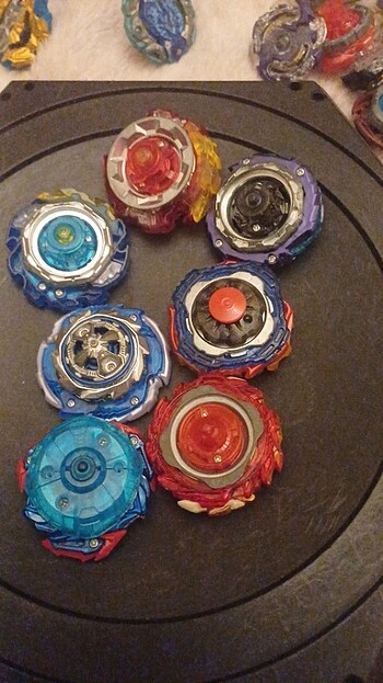  Dynamite Beyblade