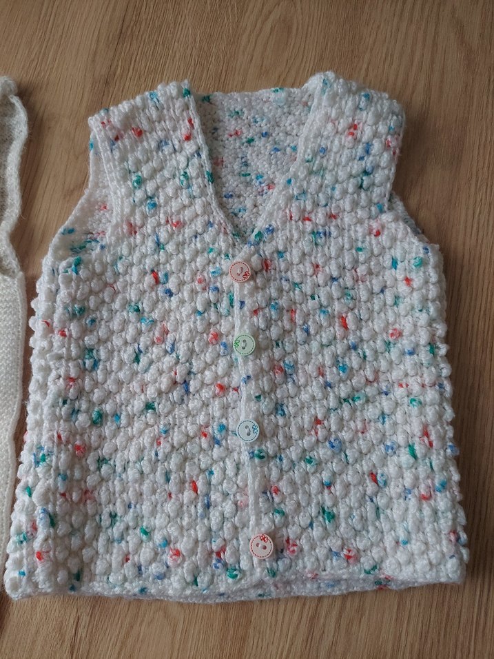 Kız Bebek Triko Süveter ve Yelek - Görsel 4