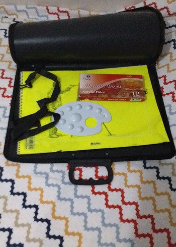 Resim çantası, resim defteri, akrilik boya ve palet - Görsel 2