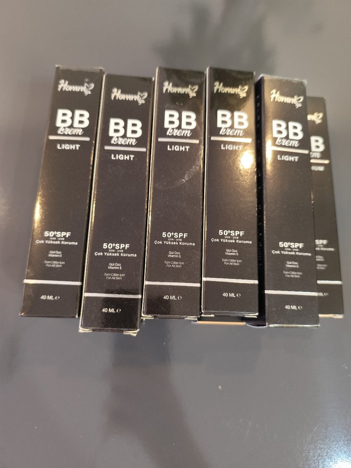 Homm BB Krem 40 ML, 50+ SPF, Açık ve Orta Ton - Görsel 3