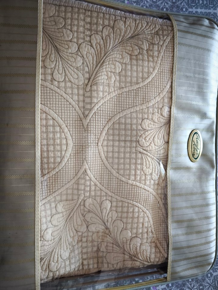 Kahverengi Düz Yatak Örtüsü - Görsel 3