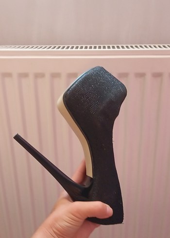 36 Beden Parlak Siyah Stiletto Topuklu Kadın Ayakkabı