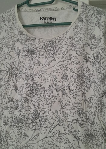 Bohem Gri Çiçek Desenli Tişörtü - Görsel 3
