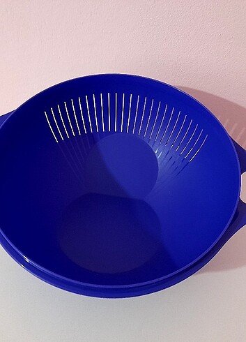 Tupperware 