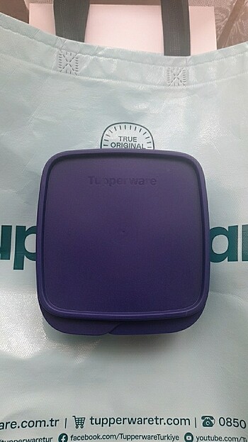 Tupperware 