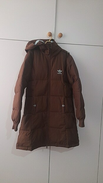 Adidas mont