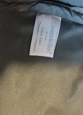 Beden Calvin Klein el çantası
