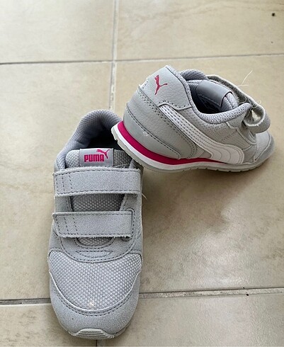 Puma kız çocuk ayakkabısı