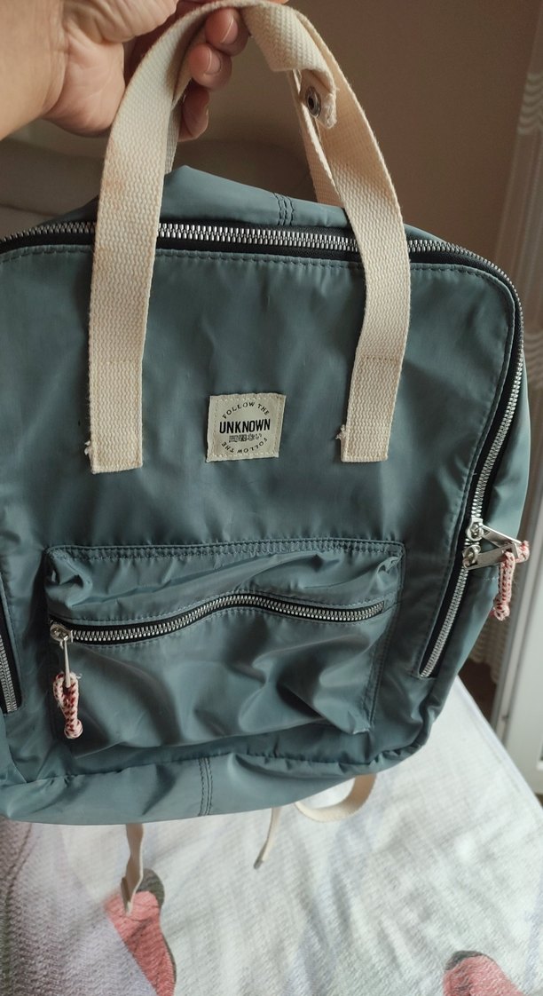 Gri Fermuarlı Kadın Sırt Çantası - Görsel 2