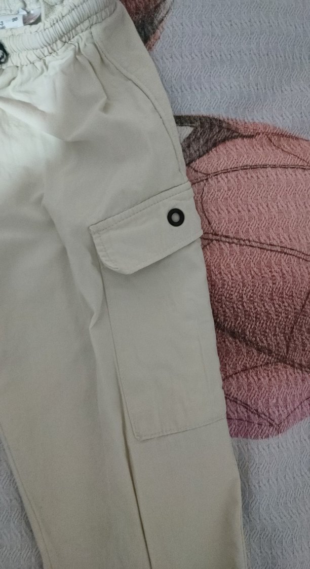 Bej erkek çocuk Keten Rahat Kesim Kargo Pantolon - Görsel 3