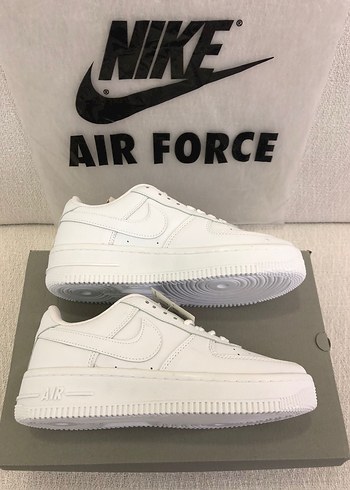 Nike Beyaz Spor Ayakkabı