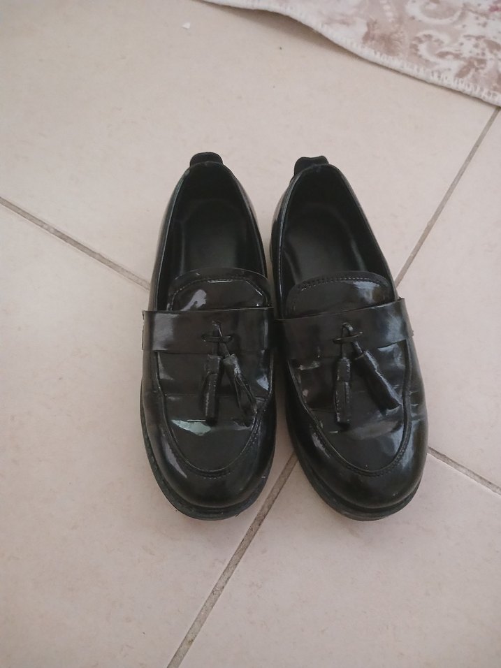 Siyah Erkek Çocuk Püsküllü Kauçuk Ayakkabı - Görsel 2