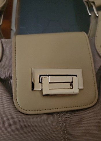 Bej Deri Kadın Omuz Çantası - Görsel 3