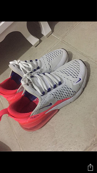 Air270 nike
