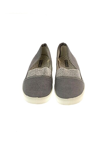 38 Beden PreLoved Babet %70 İndirimli.