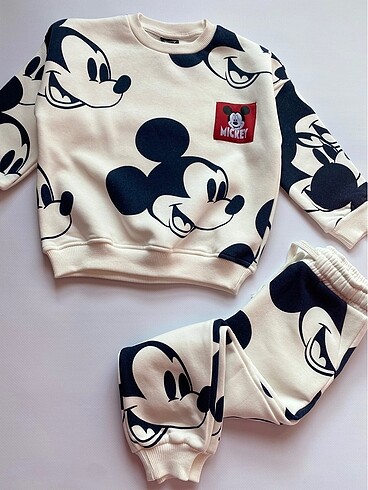 2 Yaş Beden Mickey Mouse Takım