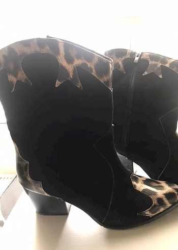 Desenli Kovboy Bot - Görsel 2