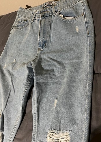 Kadın 
Yırtık Bol Kesim Pantolon - Görsel 3