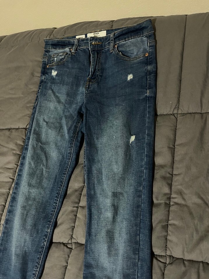 Kadın Mavi Denim Sıkı Kesim Günlük Kot Pantolon - Görsel 2