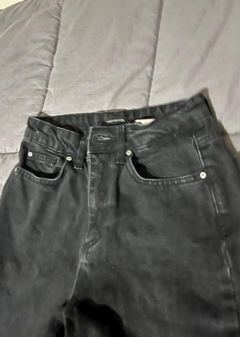 Siyah Bol Kesim Kot Pantolon - Görsel 2