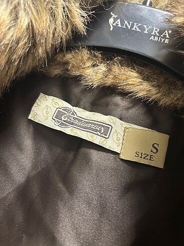 Stradivarius Kürk yelek