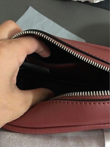  Beden Calvin Klein çapraz askılı çanta
