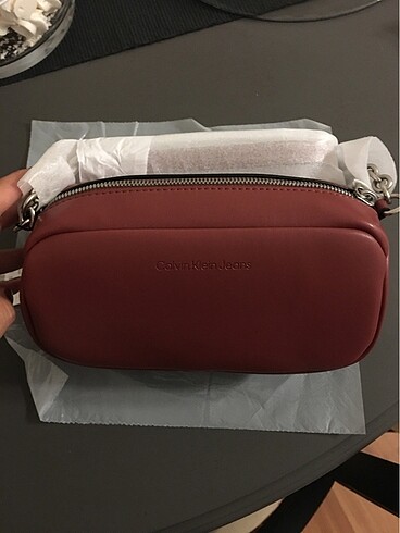 Calvin Klein Calvin Klein çapraz askılı çanta